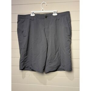 Under Armour Men's Loose HeatGear Golf Shorts Size 40 Gray Casual